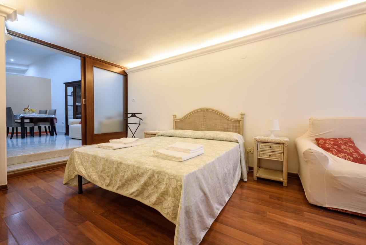 Via Avvocata 25 Apartment Napoli Ngoại thất bức ảnh